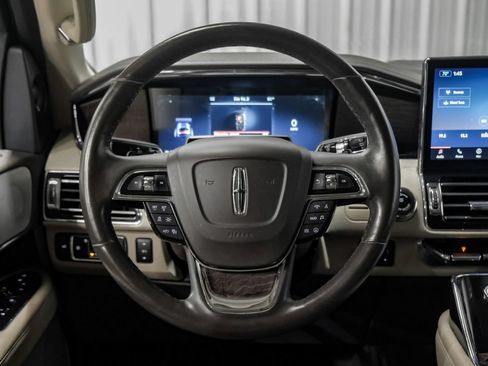 Used 2022 Lincoln Navigator L Reserve AWD/4WD image 15