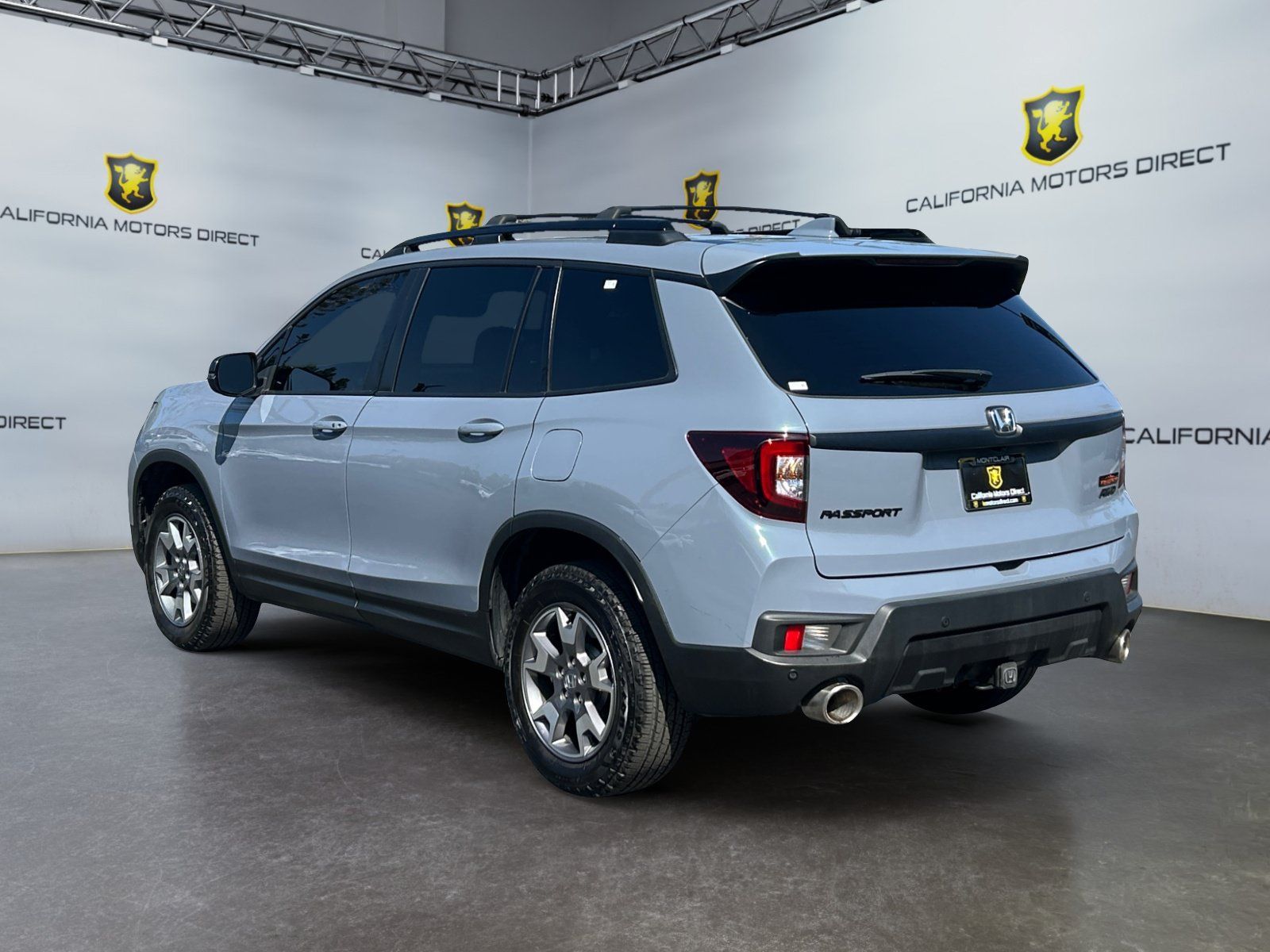 Used 2023 Honda Passport TrailSport image 3