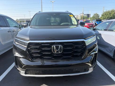 Used 2024 Honda Pilot Elite image 5