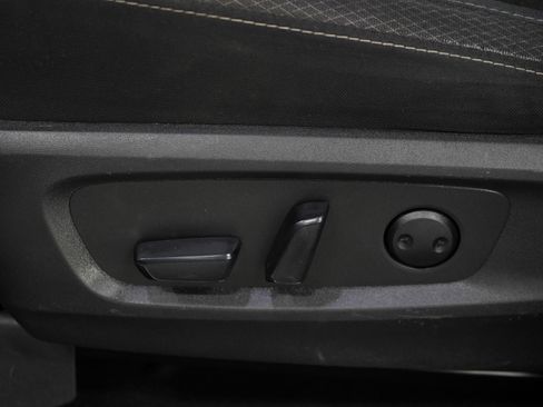 Used 2023 Nissan Pathfinder SV AWD/4WD image 26