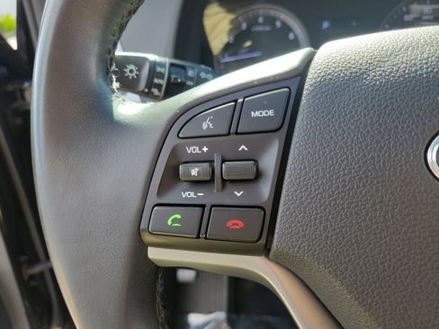 Used 2016 Hyundai Tucson Limited AWD/4WD image 18