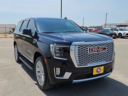 Used 2023 GMC Yukon Denali w/ Advanced Technology Package RWD image 6