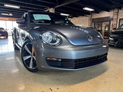 Used 2012 Volkswagen Beetle 2.5 FWD image 1
