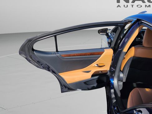 New 2025 Lexus ES 350 w/ Premium Package image 27