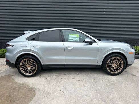 Used 2026 Porsche Cayenne E-Hybrid Coupe image 10