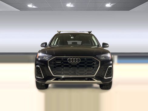 Used 2023 Audi Q5 2.0T Premium Plus w/ Premium Plus Package AWD/4WD image 6