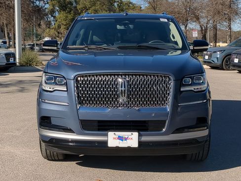 Used 2022 Lincoln Navigator Reserve image 8