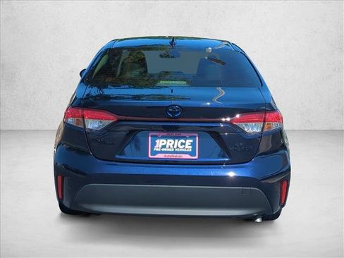 Used 2025 Toyota Corolla LE FWD image 7