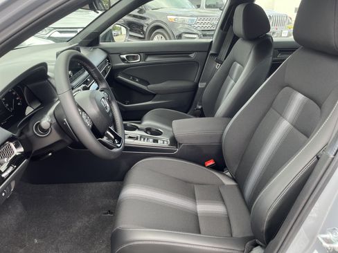 Certified 2025 Honda Civic Sport image 18