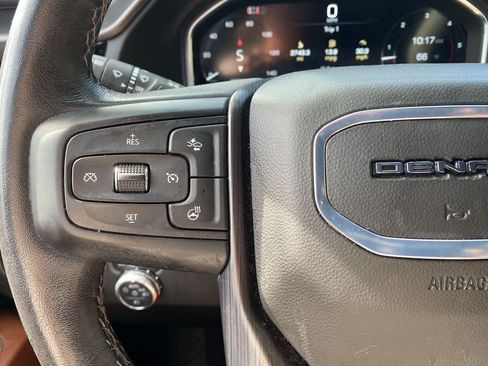 Used 2024 GMC Sierra 2500 Denali Ultimate AWD/4WD image 20