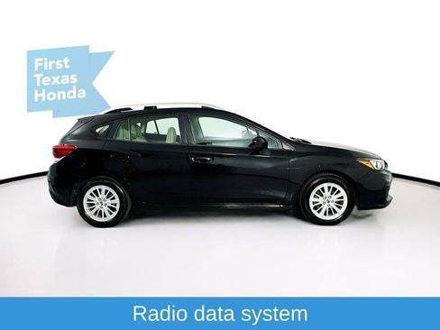 Used 2017 Subaru Impreza 2.0i Premium image 9
