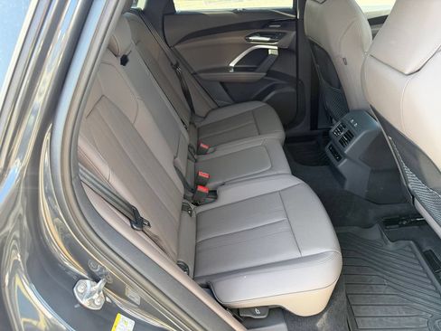 Used 2025 Audi Q5 Prestige AWD/4WD image 20