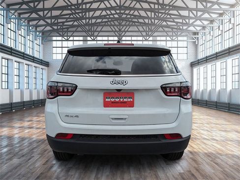 New 2025 Jeep Compass Sport image 5