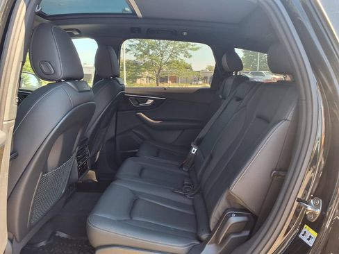Used 2025 Audi Q7 2.0T Premium Plus AWD/4WD image 23