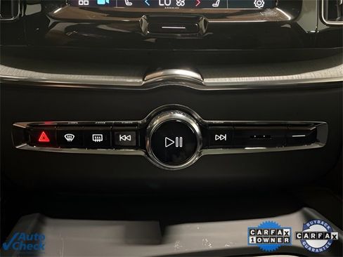 Used 2025 Volvo XC60 B5 Plus image 46