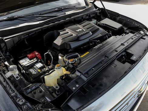 Used 2020 Nissan Titan Platinum Reserve w/ Moonroof Package image 55