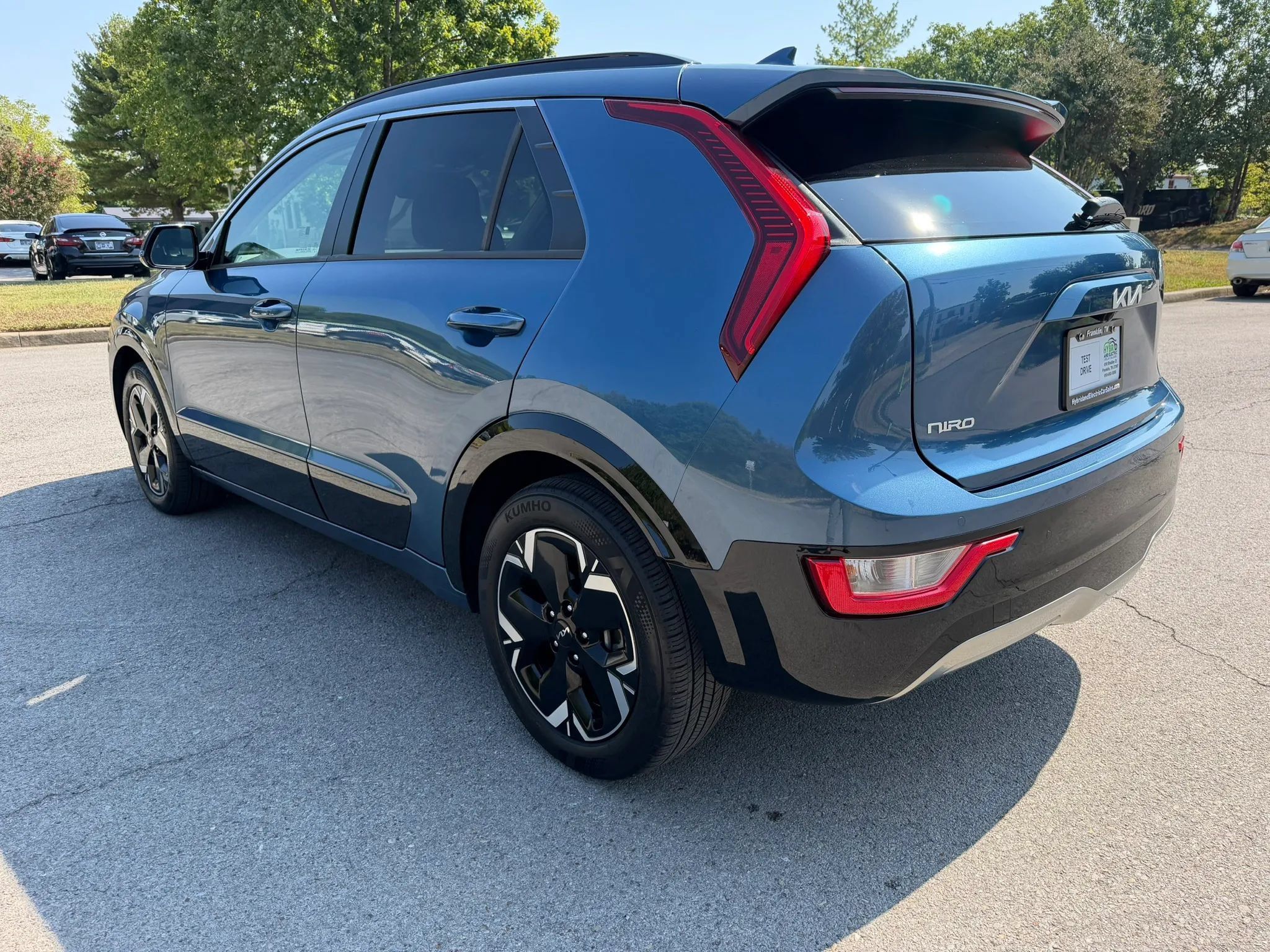 Used 2023 Kia Niro Wind w/ Wind Preserve Package FWD image 5