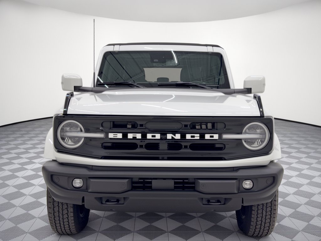 Used 2023 Ford Bronco Outer Banks AWD/4WD image 6