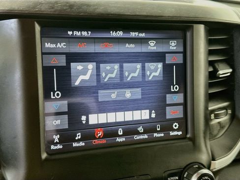 Used 2021 RAM 2500 Big Horn w/ Level B Equipment Group AWD/4WD image 18