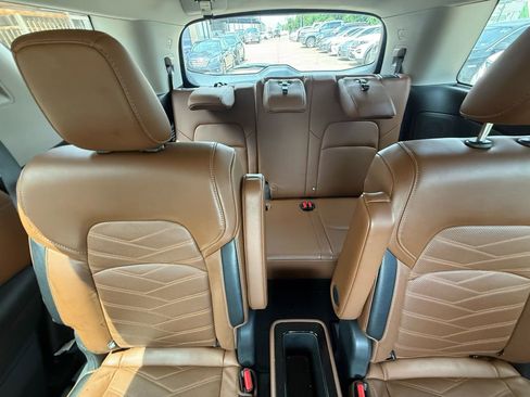 Used 2023 Nissan Pathfinder Platinum FWD image 16