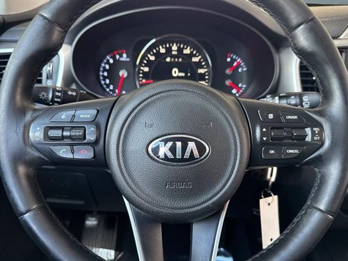 Used 2017 Kia Sorento LX w/ LX V6 Convenience Package FWD image 15