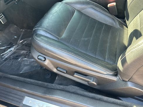 Used 2012 Ford Mustang GT Premium w/ HID Headlamps & Security Pkg RWD image 20