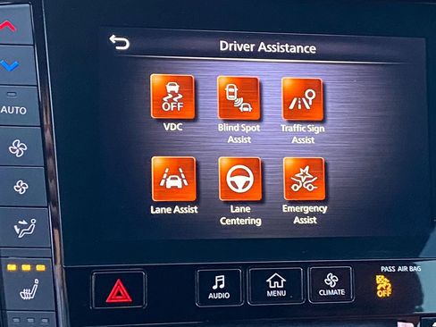 Used 2024 INFINITI QX50 Sport image 34