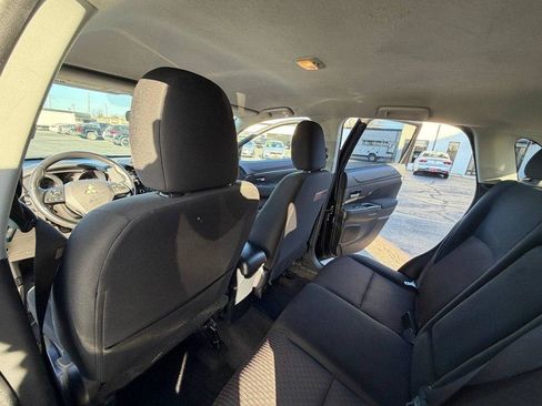 Used 2017 Mitsubishi Outlander Sport LE FWD image 14
