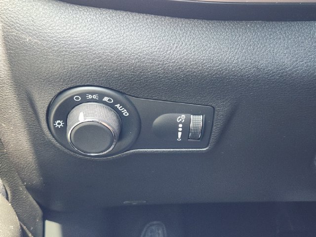 Used 2024 Jeep Compass Sport AWD/4WD image 23