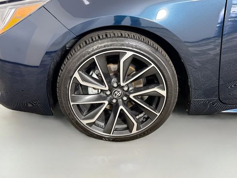 Used 2019 Toyota Corolla XSE FWD image 38