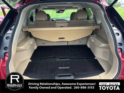Used 2020 Nissan Rogue SL w/ Premium Package FWD image 10