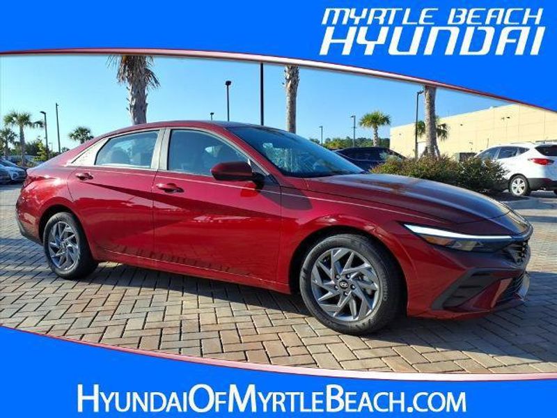 Certified 2024 Hyundai Elantra SEL image 1