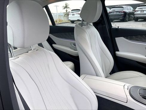 Used 2022 Mercedes-Benz E 350 Sedan w/ AMG Line Exterior image 8
