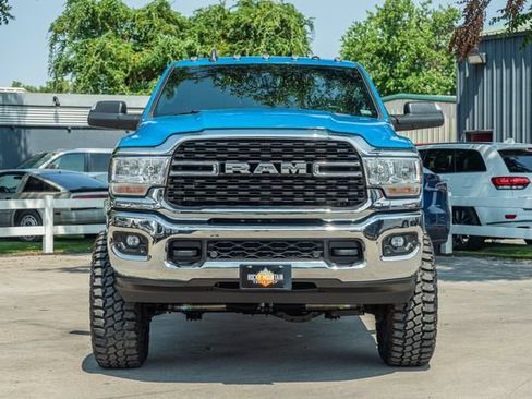 Used 2022 RAM 2500 Big Horn w/ Level C Equiment Group AWD/4WD image 9