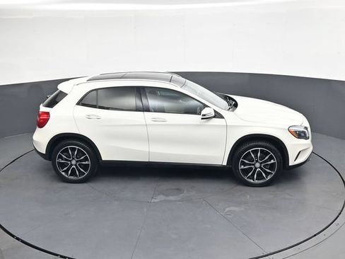 Used 2017 Mercedes-Benz GLA 250 4MATIC image 22