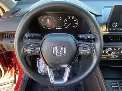 Used 2023 Honda CR-V EX image 11