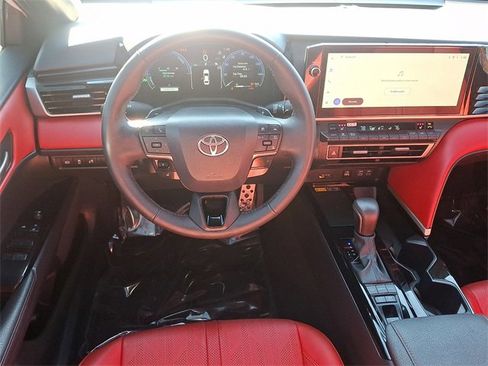 Used 2025 Toyota Camry XSE image 11