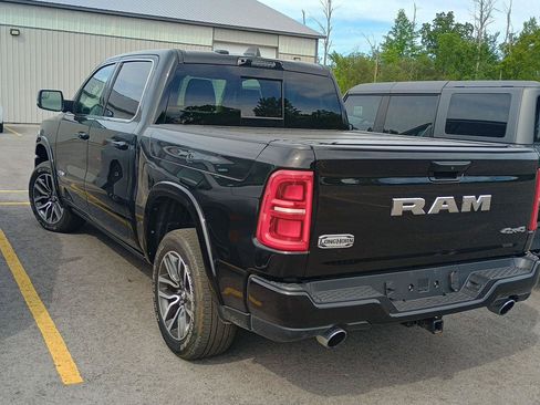 Used 2025 RAM 1500 Limited AWD/4WD image 3
