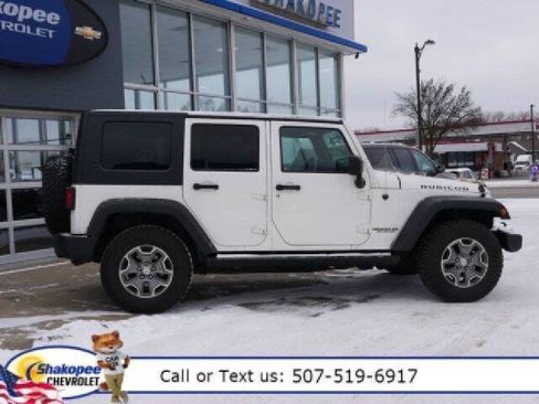 Used 2010 Jeep Wrangler Unlimited Rubicon image 3