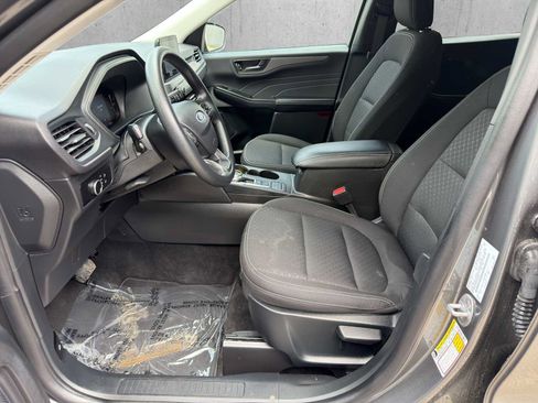 Used 2025 Ford Escape Active AWD/4WD image 11
