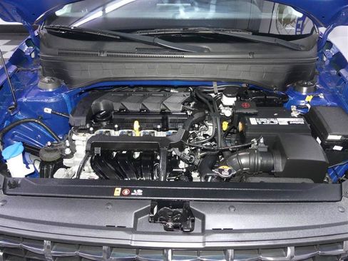 Used 2022 Hyundai Venue SEL FWD image 12