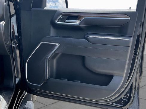 Used 2023 Chevrolet Silverado 1500 LT RWD image 22