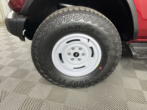 New 2026 Ford Bronco Heritage Edition AWD/4WD image 9