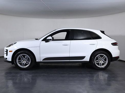 Certified 2021 Porsche Macan AWD/4WD image 2