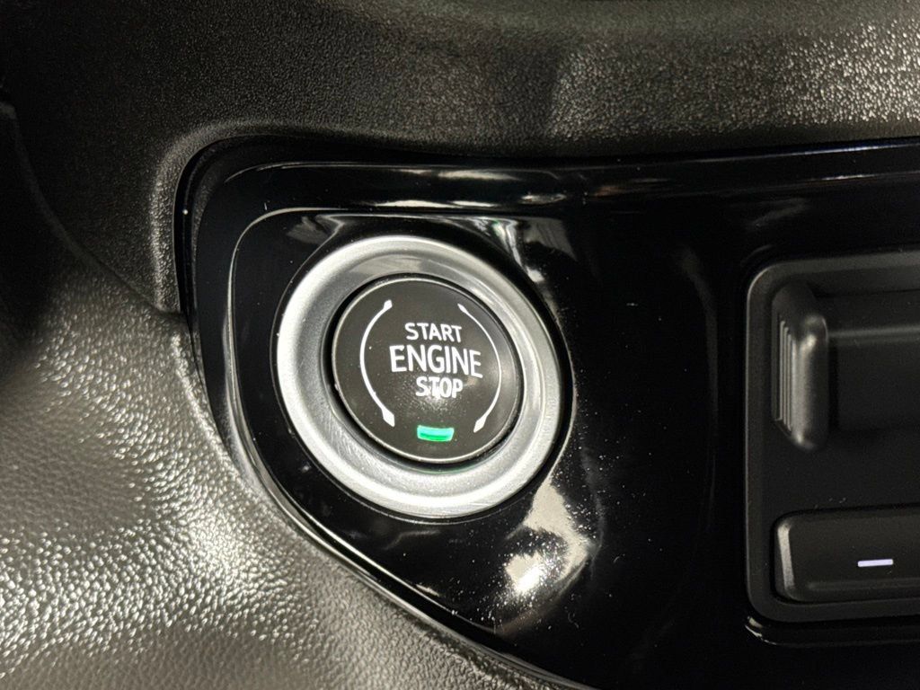 Certified 2024 Chevrolet Silverado 2500 LTZ AWD/4WD image 24