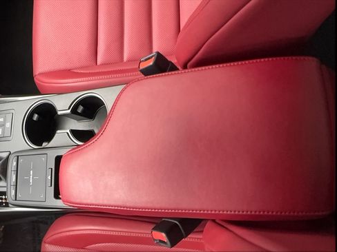 Used 2022 Lexus IS 350 F Sport RWD image 41