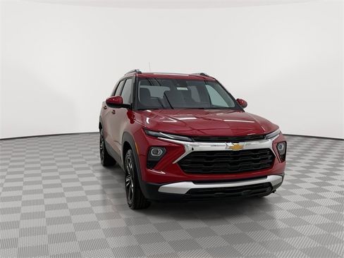 New 2026 Chevrolet TrailBlazer LT w/ Convenience Package image 2