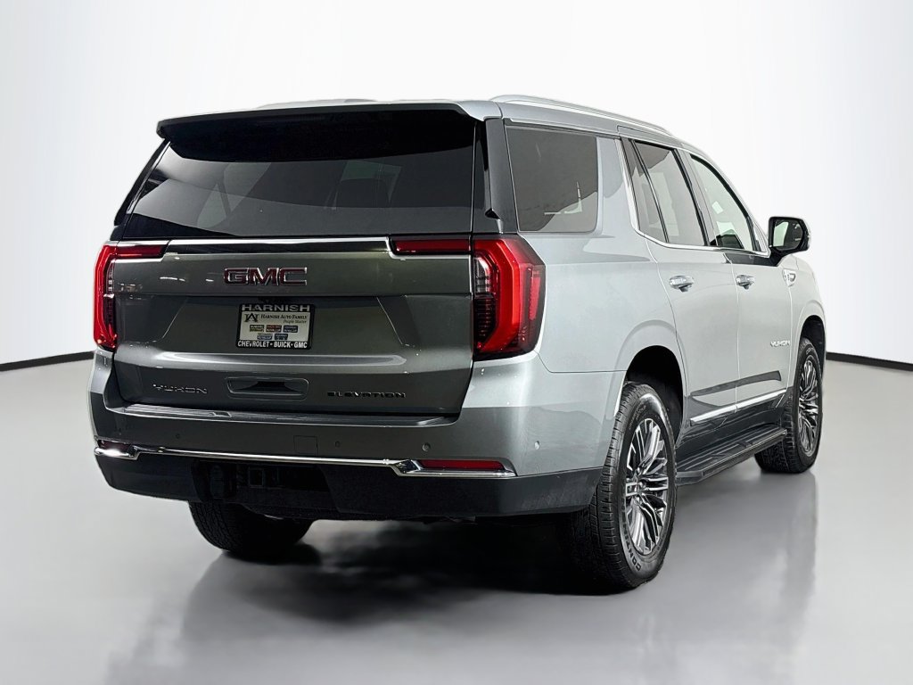 Used 2025 GMC Yukon Elevation AWD/4WD image 7