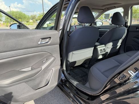 Used 2019 Nissan Altima 2.5 SV FWD image 18
