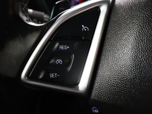 Used 2020 Chevrolet Camaro LT image 36